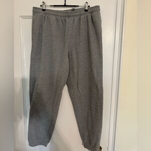 GAP Man’s Grey Sweatpants L